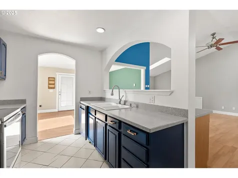 30 Village Drive Creswell OR 97426