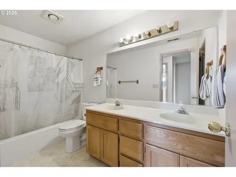 2600 SE 131st Avenue Vancouver WA 98683