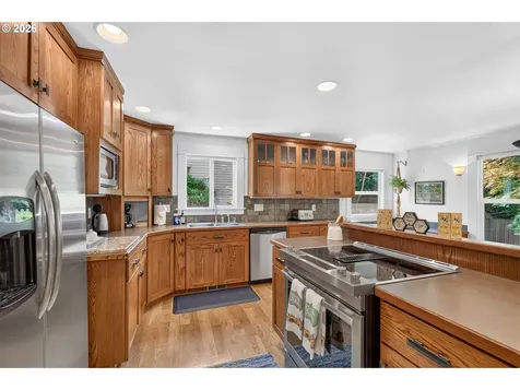 520 SE 1st Street Mcminnville OR 97128