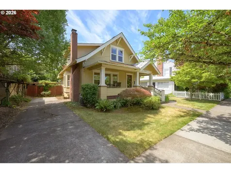 520 SE 1st Street Mcminnville OR 97128
