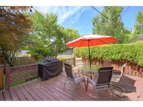 520 SE 1st Street Mcminnville OR 97128