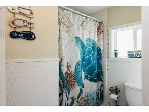 11698 SW Royal Villa Drive Portland OR 97224