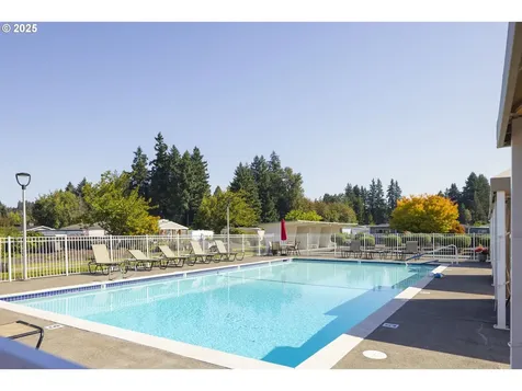 11698 SW Royal Villa Drive Portland OR 97224
