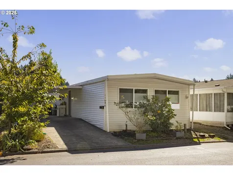 11698 SW Royal Villa Drive Portland OR 97224