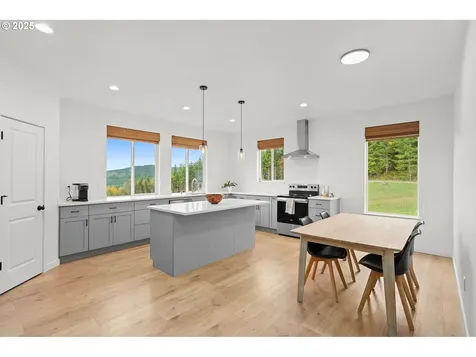 253 S Goble Creek Road Kelso WA 98626
