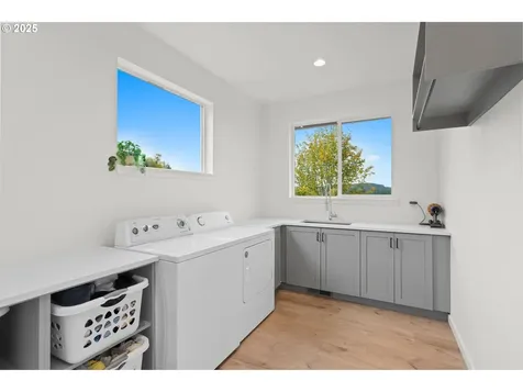 253 S Goble Creek Road Kelso WA 98626