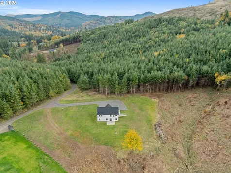 253 S Goble Creek Road Kelso WA 98626