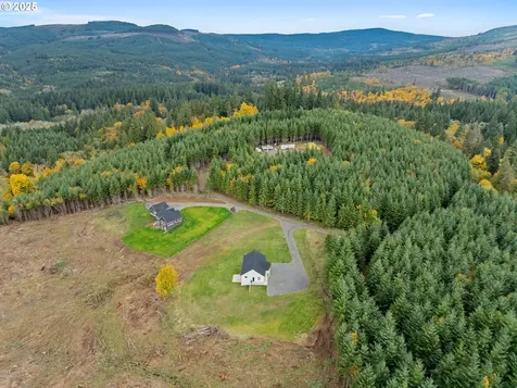 253 S Goble Creek Road Kelso WA 98626
