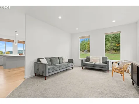 253 S Goble Creek Road Kelso WA 98626