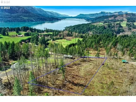 Kelly-henke Road Home Valley WA 98648