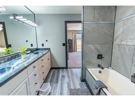 520 NE 6th Street Dufur OR 97021