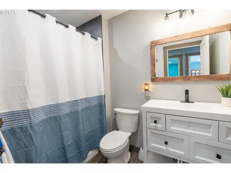 520 NE 6th Street Dufur OR 97021