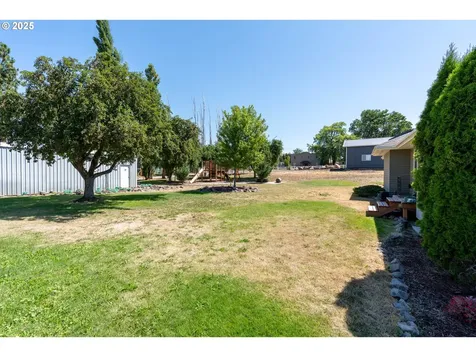 520 NE 6th Street Dufur OR 97021