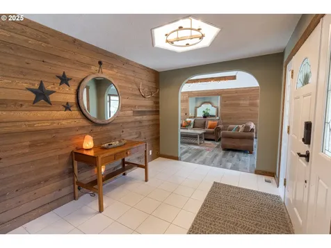 520 NE 6th Street Dufur OR 97021