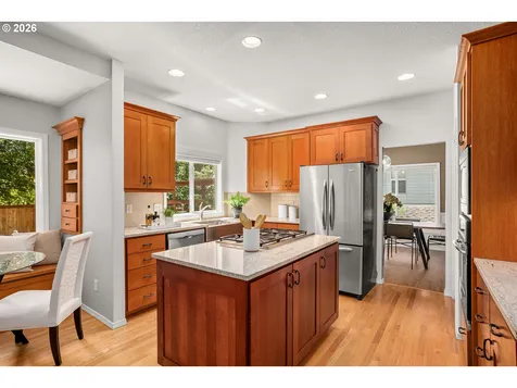 5002 SW Orchard Lane Portland OR 97219