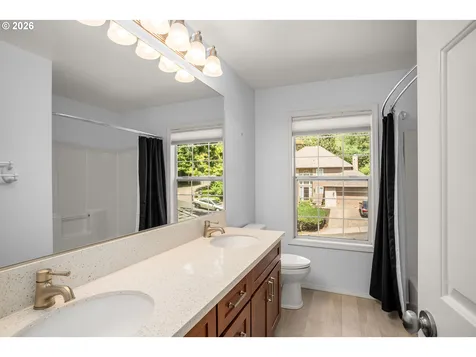 5002 SW Orchard Lane Portland OR 97219