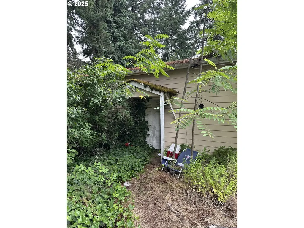 18575 Pilkington Road Lake Oswego OR 97035