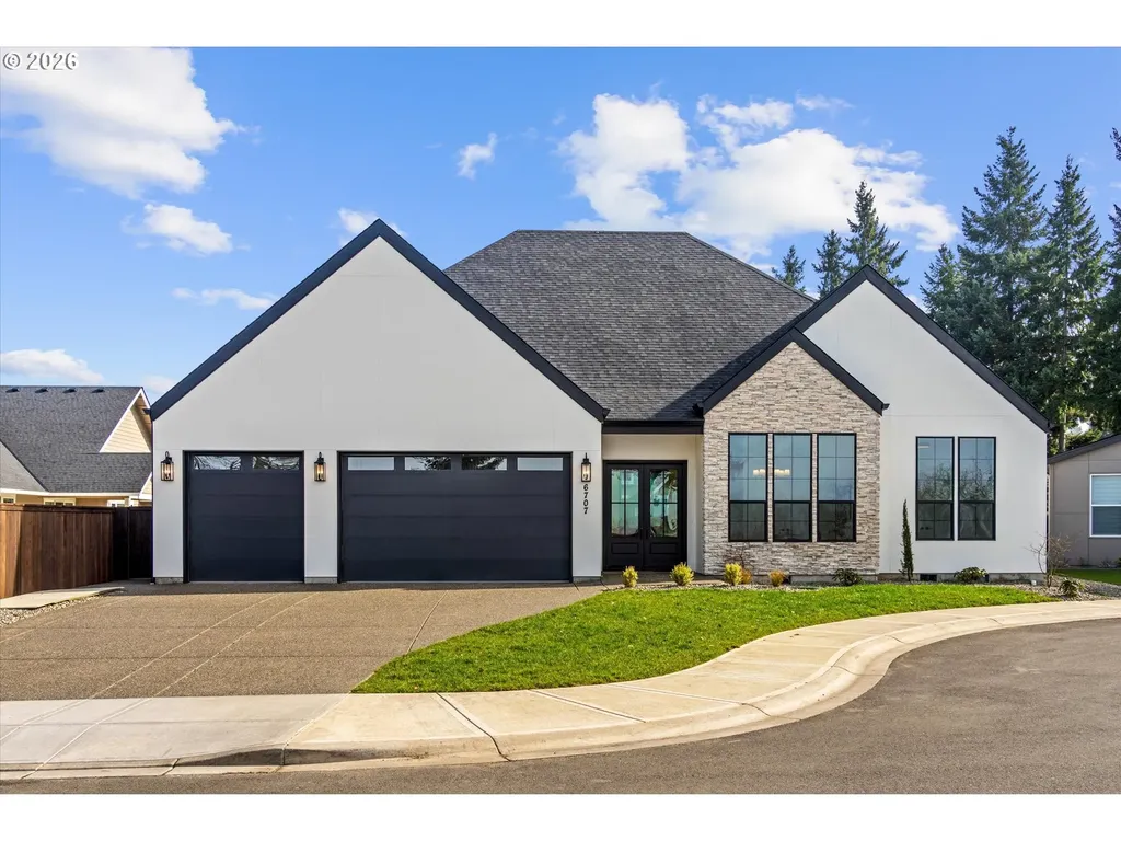 6707 NW 26th Court Vancouver WA 98665