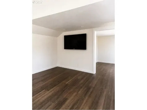 1649 Elm Street Sweet Home OR 97386