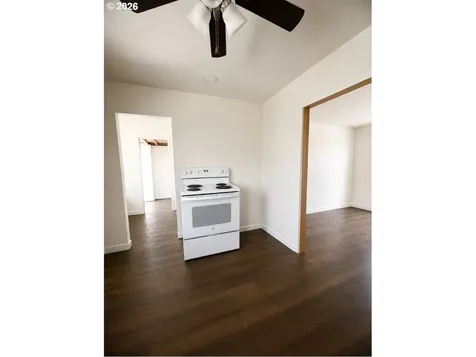 1649 Elm Street Sweet Home OR 97386