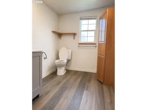 1649 Elm Street Sweet Home OR 97386