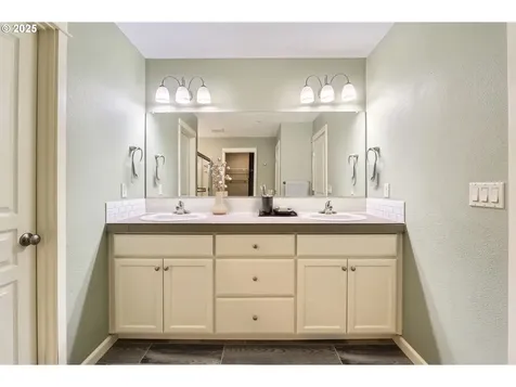 3212 NE 75th Way Vancouver WA 98665