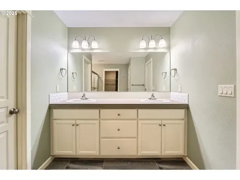 3212 NE 75th Way Vancouver WA 98665