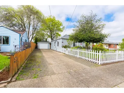 634 Waverly Drive SE Albany OR 97322