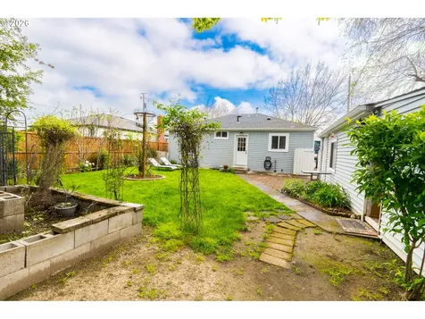 634 Waverly Drive SE Albany OR 97322