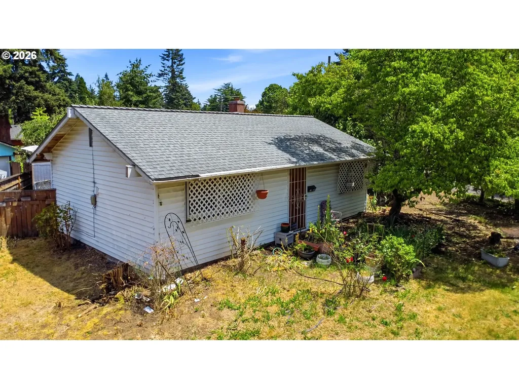 1808 NE 114th Place Portland OR 97220