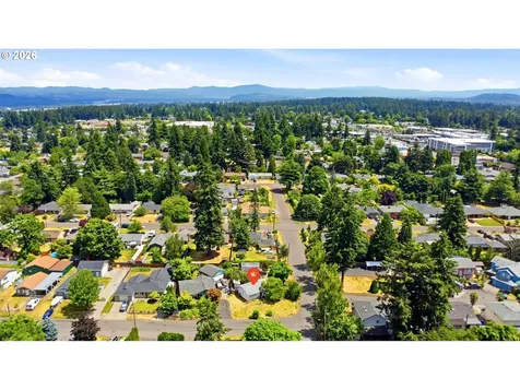 1808 NE 114th Place Portland OR 97220