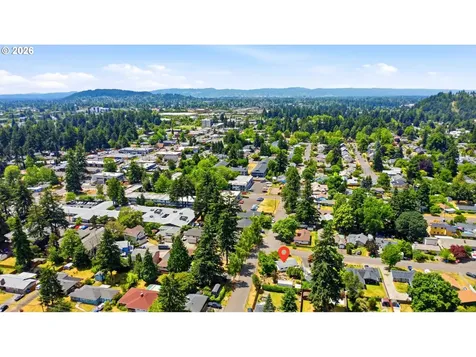 1808 NE 114th Place Portland OR 97220