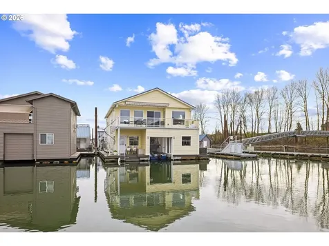 17809 NE Marine Drive Portland OR 97230