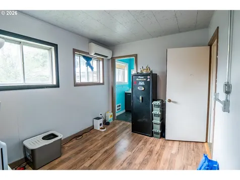 1119 Ash Avenue Cottage Grove OR 97424