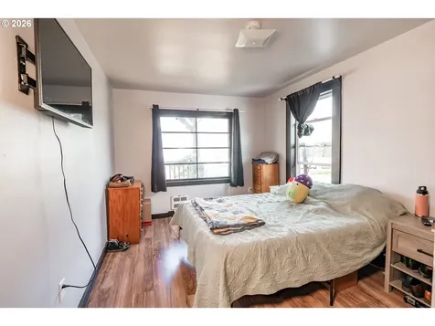1119 Ash Avenue Cottage Grove OR 97424