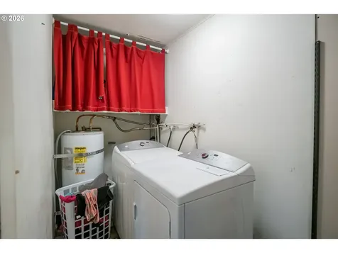 1119 Ash Avenue Cottage Grove OR 97424