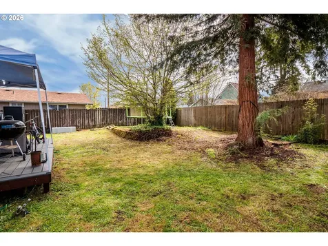 1119 Ash Avenue Cottage Grove OR 97424