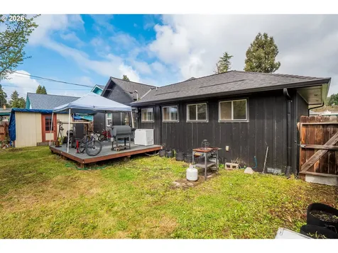 1119 Ash Avenue Cottage Grove OR 97424