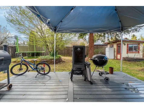 1119 Ash Avenue Cottage Grove OR 97424