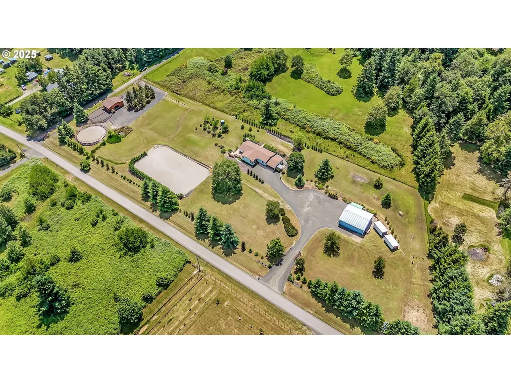 453 Riverwood Lane Oakland OR 97462