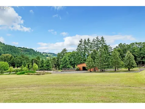 453 Riverwood Lane Oakland OR 97462