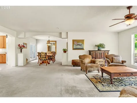 453 Riverwood Lane Oakland OR 97462