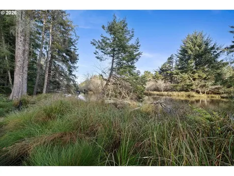 NE Lake Drive Lincoln City OR 97367