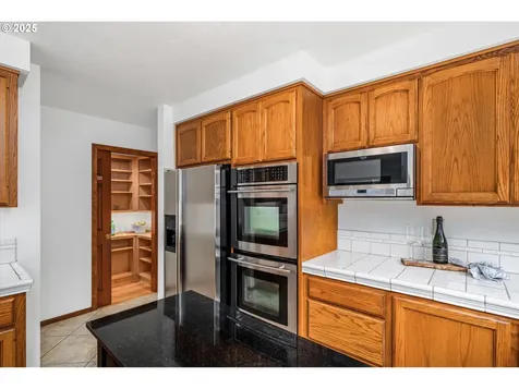 5159 Solar Heights Drive Eugene OR 97405