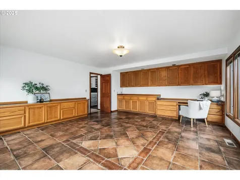 5159 Solar Heights Drive Eugene OR 97405
