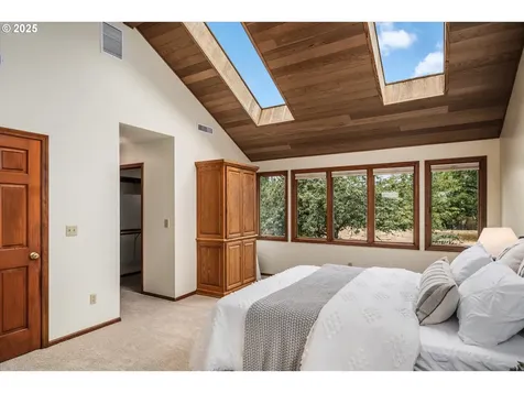 5159 Solar Heights Drive Eugene OR 97405