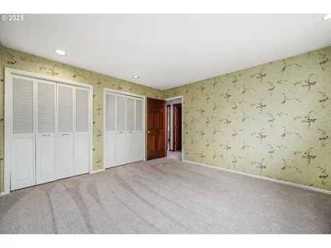 5159 Solar Heights Drive Eugene OR 97405