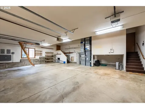 5159 Solar Heights Drive Eugene OR 97405
