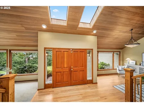5159 Solar Heights Drive Eugene OR 97405