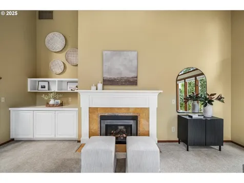 5159 Solar Heights Drive Eugene OR 97405